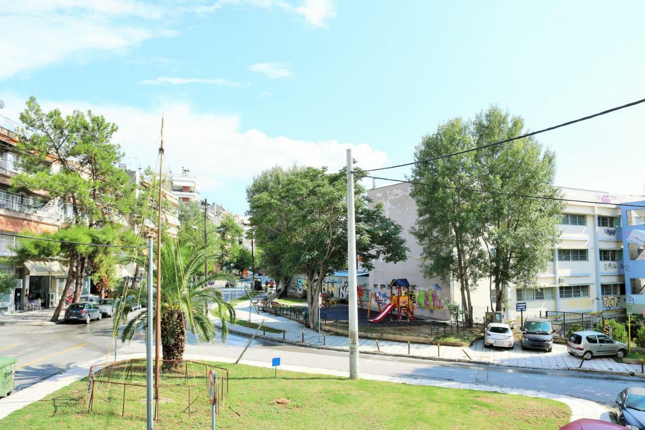 Apartment In Kalamaria เทสซาโลนิกิ ภายนอก รูปภาพ