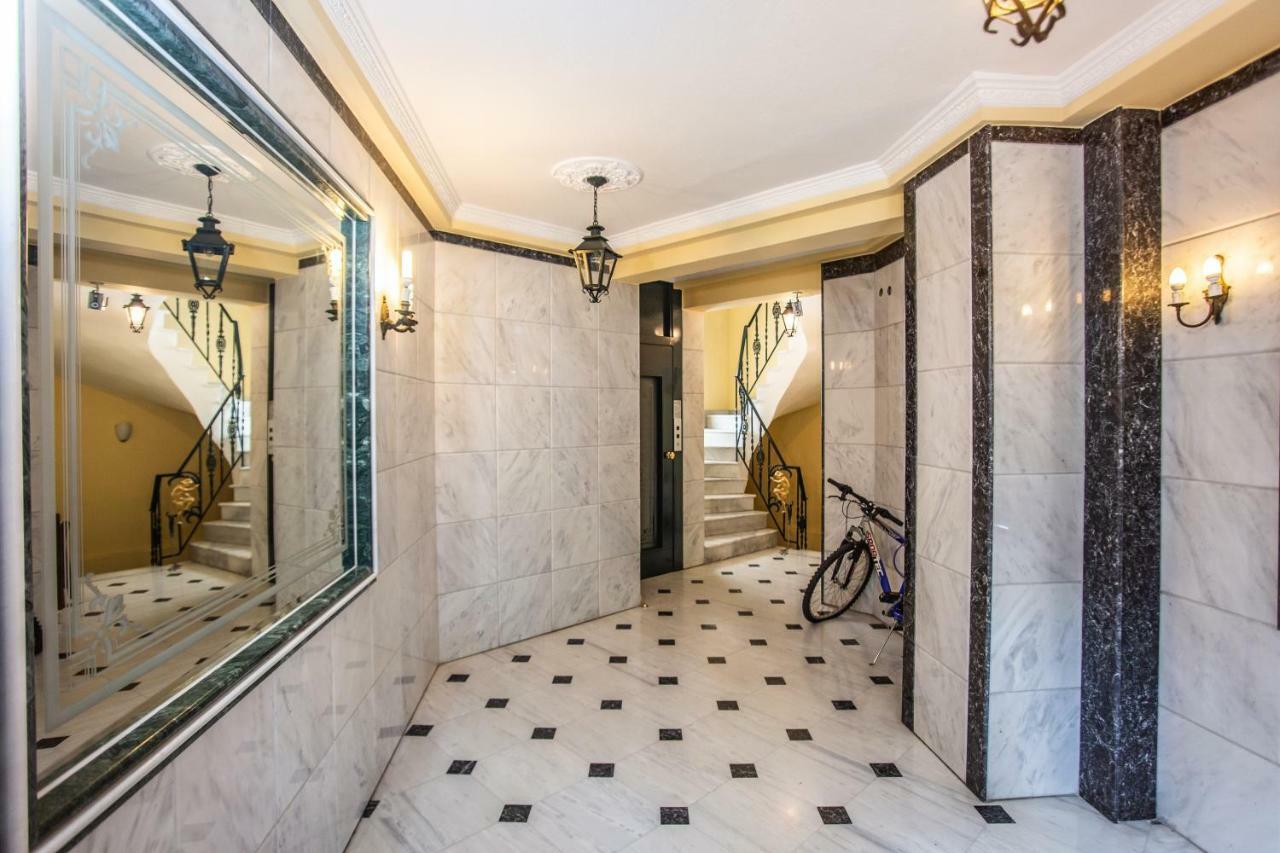 Apartment In Kalamaria เทสซาโลนิกิ ภายนอก รูปภาพ