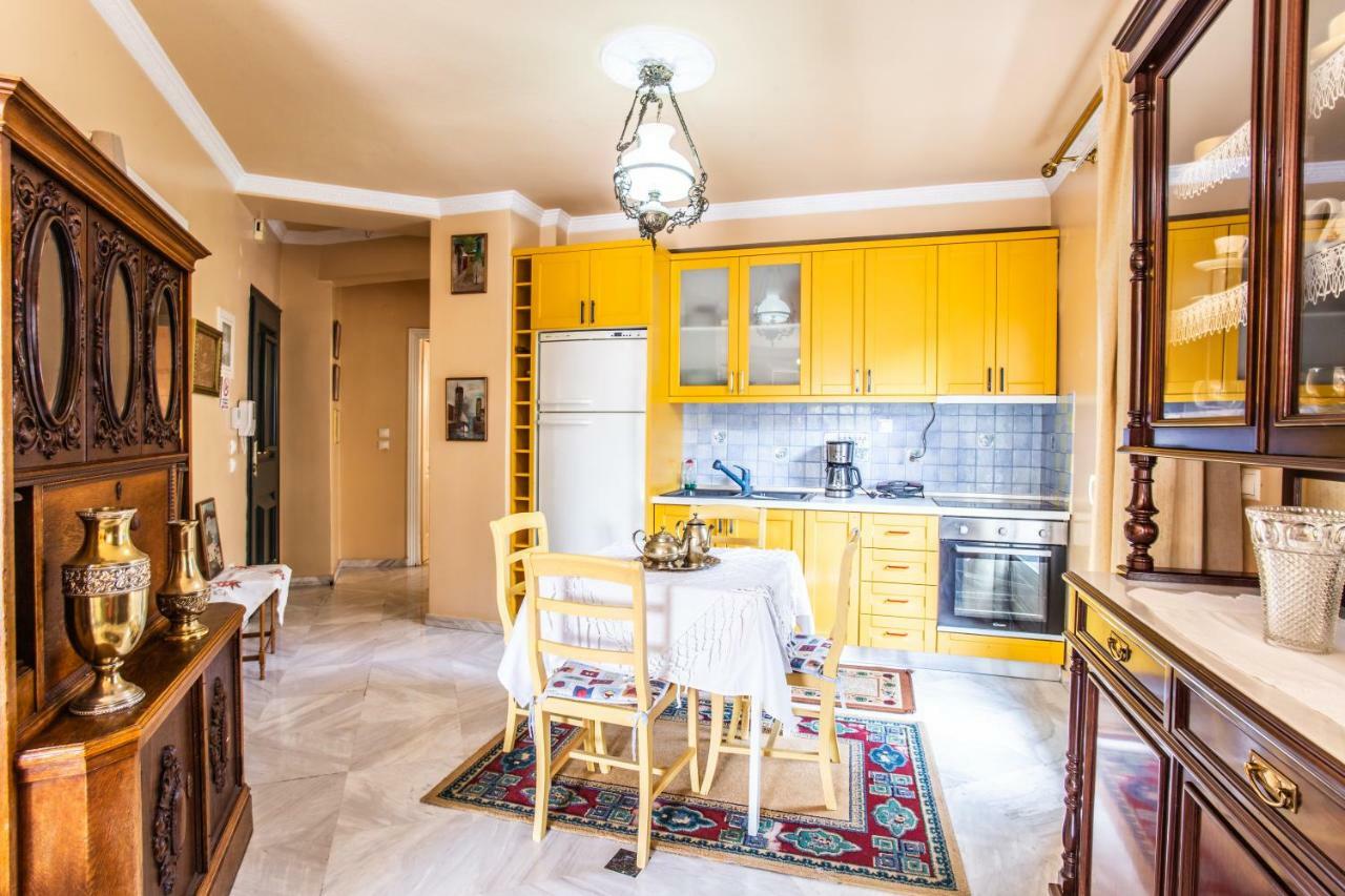 Apartment In Kalamaria เทสซาโลนิกิ ภายนอก รูปภาพ